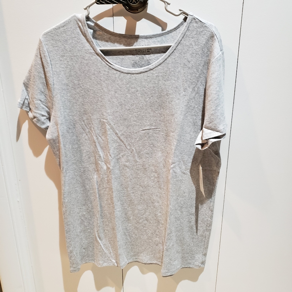 TIME AND TRU WOMEN GRAY TSHIRT